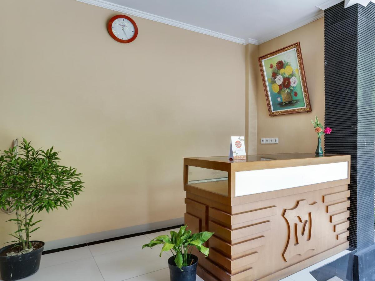 Oyo Flagship 90966 Moreno Homestay Legian Dış mekan fotoğraf