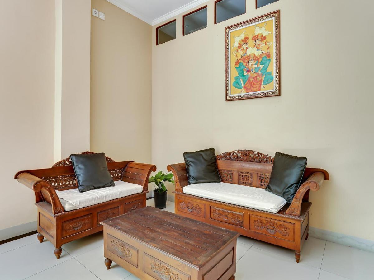 Oyo Flagship 90966 Moreno Homestay Legian Dış mekan fotoğraf