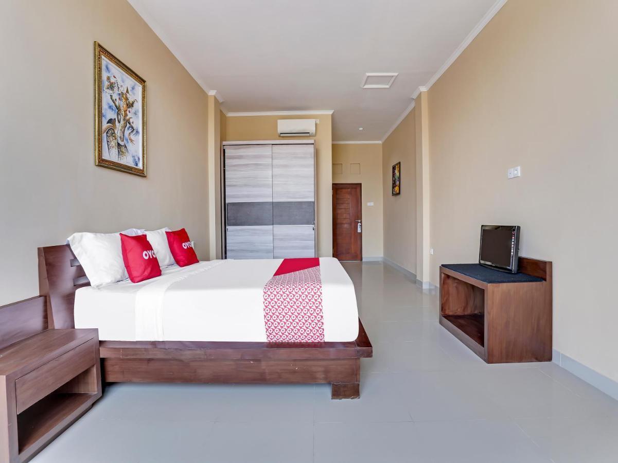Oyo Flagship 90966 Moreno Homestay Legian Dış mekan fotoğraf